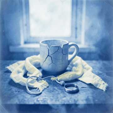 Strangers with Memories